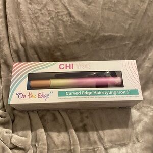 Chi Vibes Curved Edge Hairstyling Iron 1” Ceramic plates